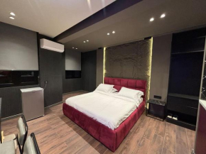 Luxury Boutique Apartments (red) City Center